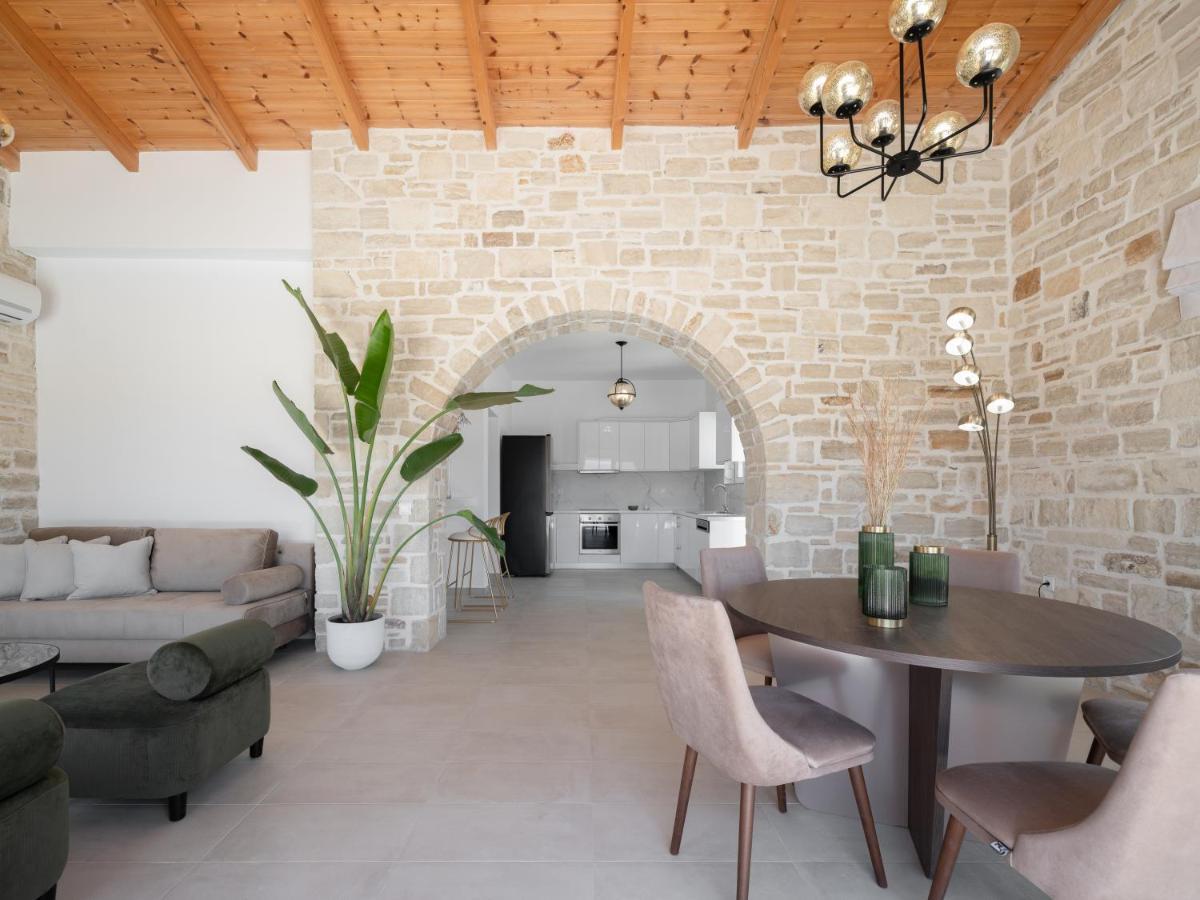 Evaero Villas I, Ii, Iii, IV - An Ever-So Inviting Escape, By Thinkvilla Szfáka Kültér fotó