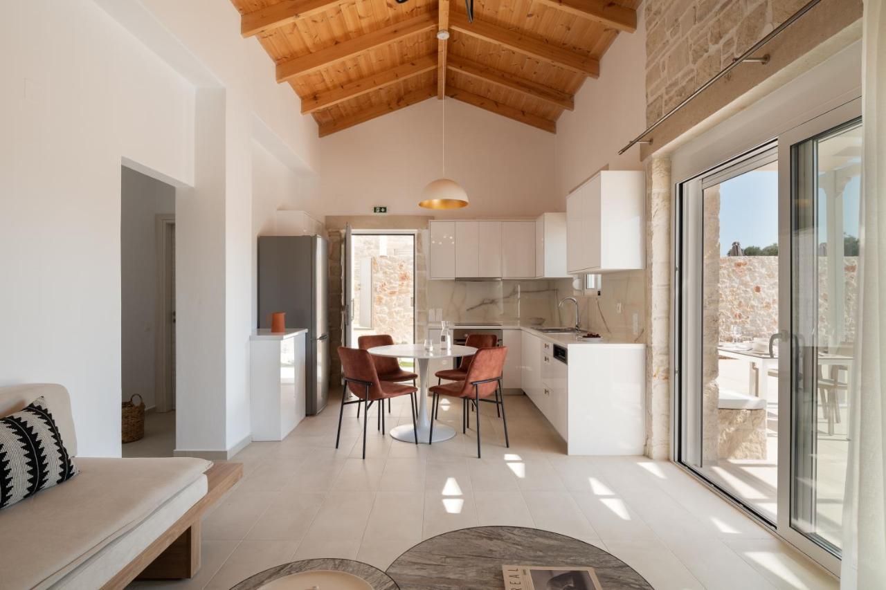 Evaero Villas I, Ii, Iii, IV - An Ever-So Inviting Escape, By Thinkvilla Szfáka Kültér fotó