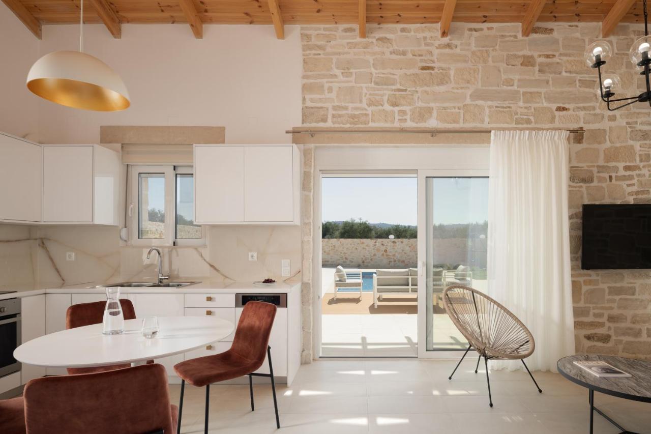 Evaero Villas I, Ii, Iii, IV - An Ever-So Inviting Escape, By Thinkvilla Szfáka Kültér fotó